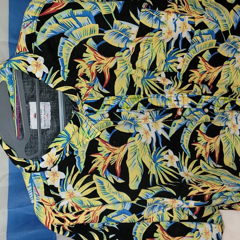 Ricky Singh Dutch Plains Short Sleeve Hawaiian Floral Tropical Button Up